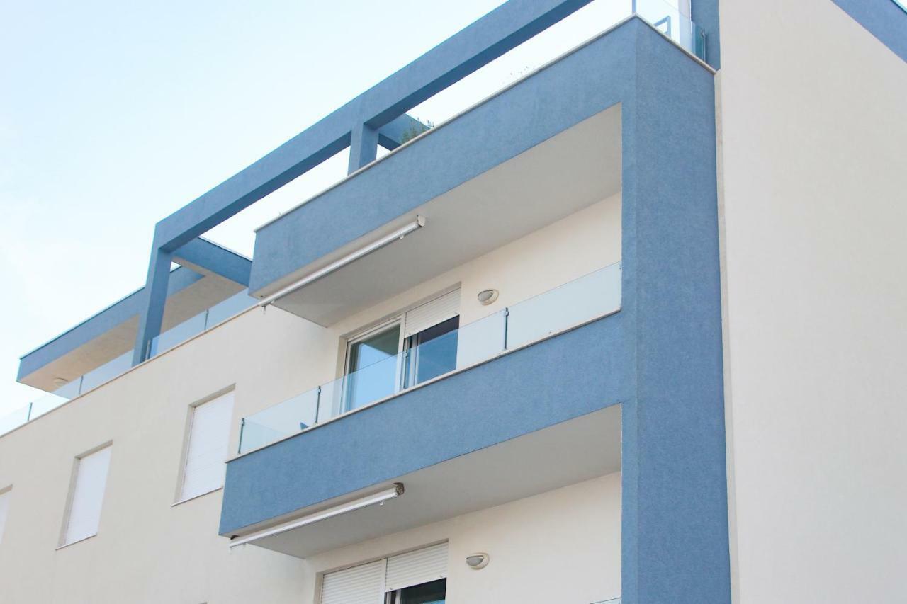 As'S Apartment Split Exterior photo